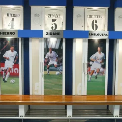 Pursuit 3 Rentrée Scolaire|Memorabilia^Morceau du vestiaire du Real Madrid au stade Santiago Bernabéu - Bois de teck blanc