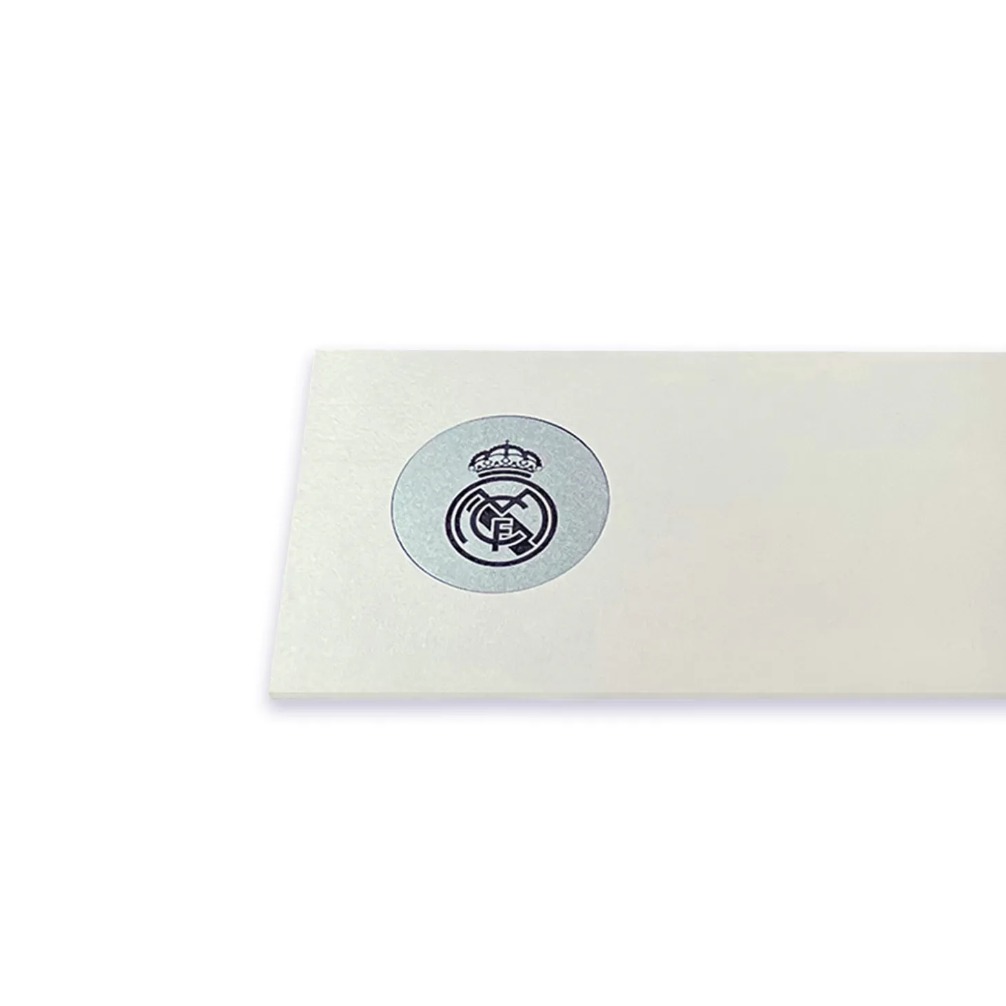 Pursuit 3 Rentrée Scolaire|Memorabilia^Morceau du vestiaire du Real Madrid au stade Santiago Bernabéu - Bois de teck blanc